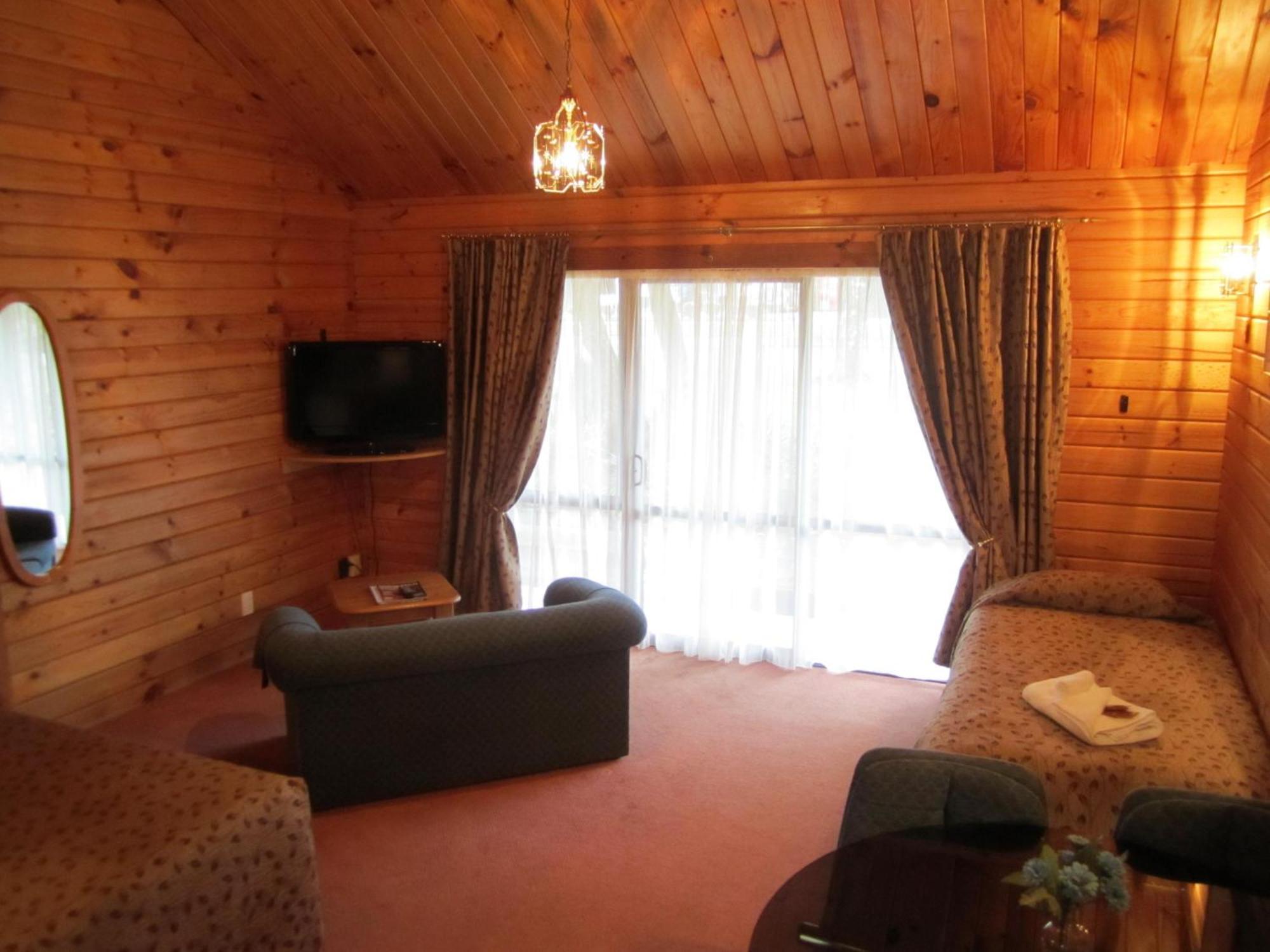 Alpine alojamiento Motel Hanmer Springs Exterior foto